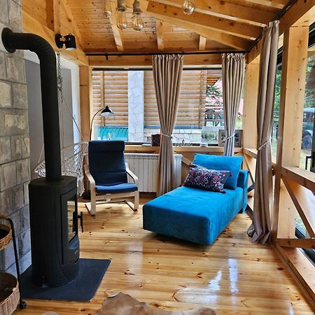 Black Lake Chalet 자블야크 외부 사진
