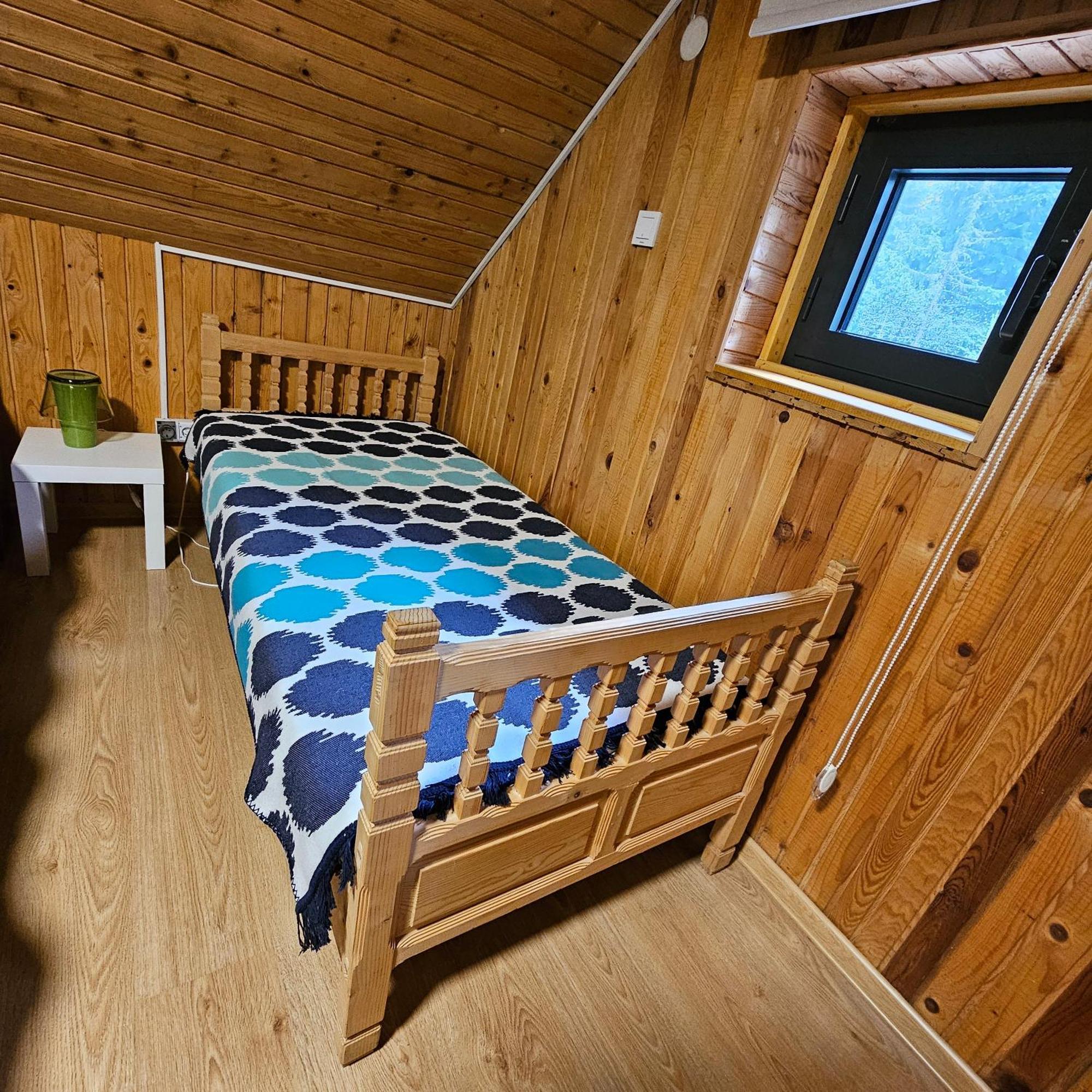 Black Lake Chalet 자블야크 외부 사진