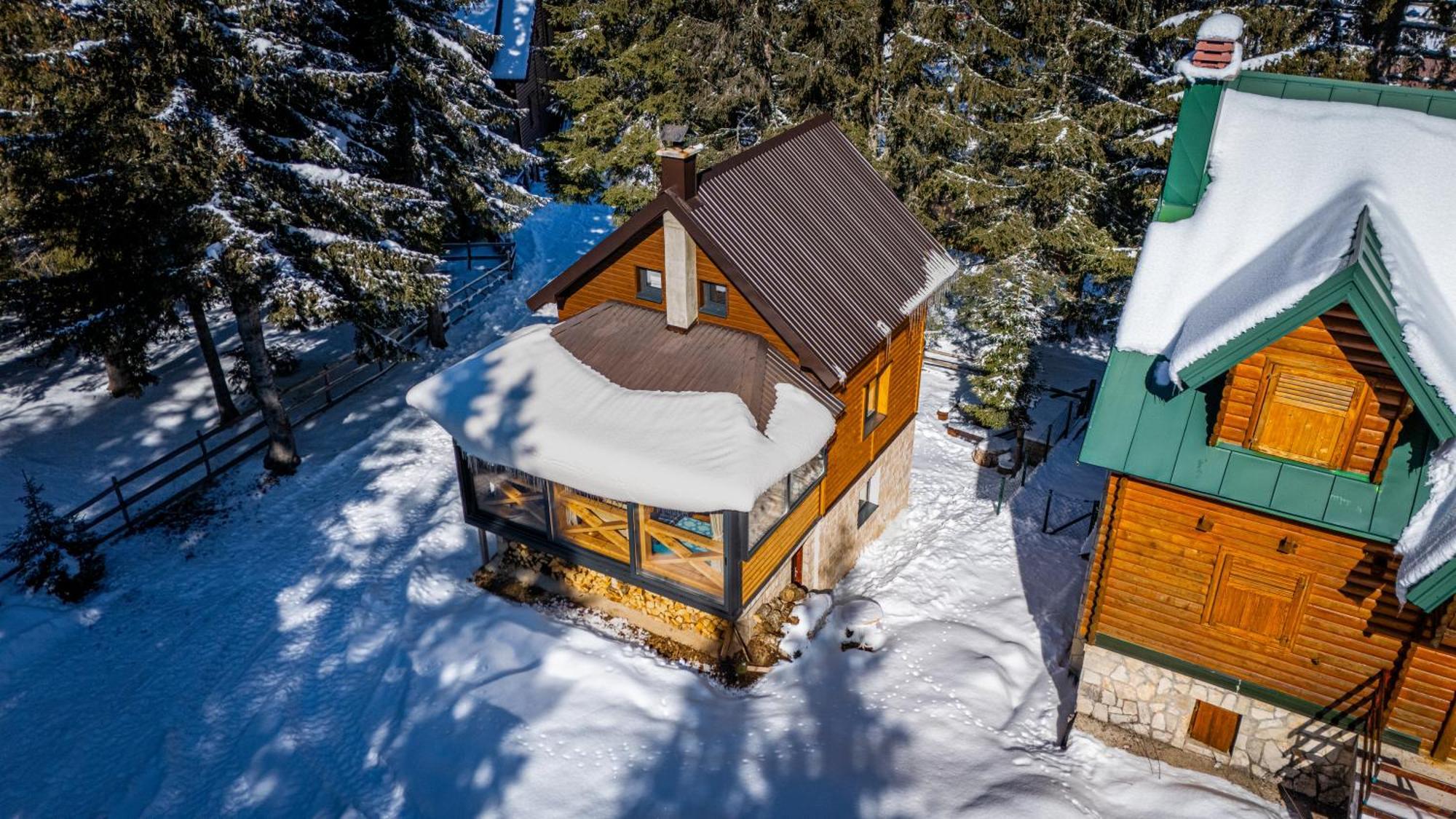 Black Lake Chalet 자블야크 외부 사진